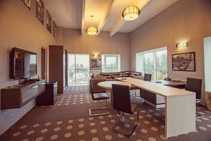 Ambassador Plaza Hotel. Номер Апартаменты двухместный с террасой
