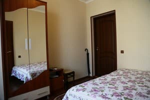 Отели . Гостиница Эконом двухместный №6. 